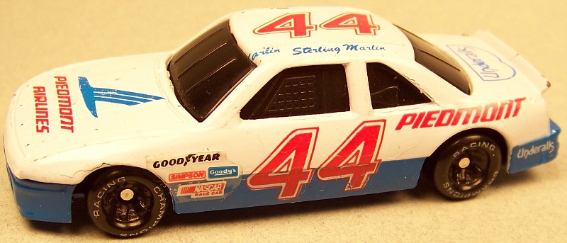 1991 Racing Champions 1:64 NASCAR Sterling Marlin Piedmont Airplanes Oldsmobile 