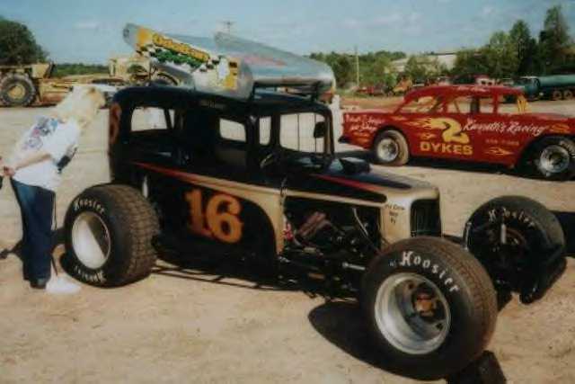 Photo: restored skeeter owner unknown | RESTORED RACE CARS album